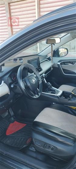 تۆیۆتا ڕاڤ 4